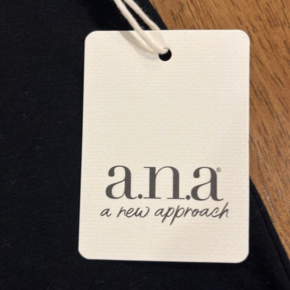 New woman’s extra large top - Picture 5 of 6